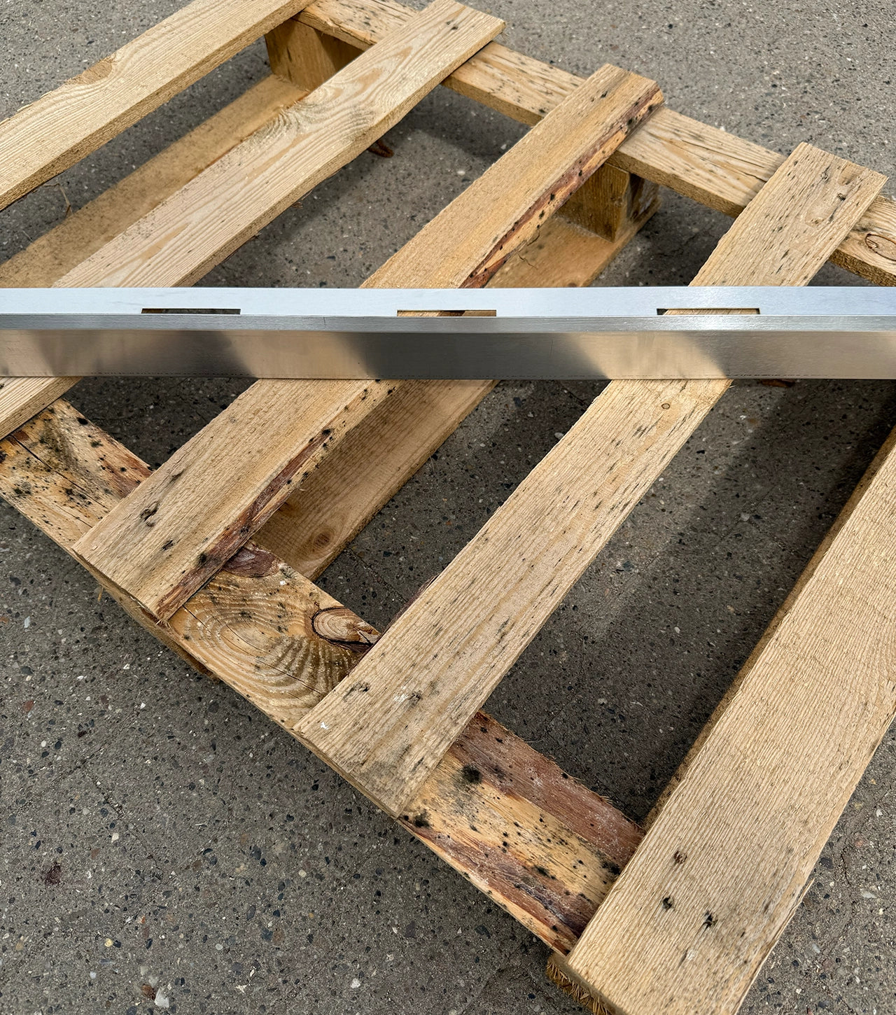 Kantprofiler uden drænhuller - Blank