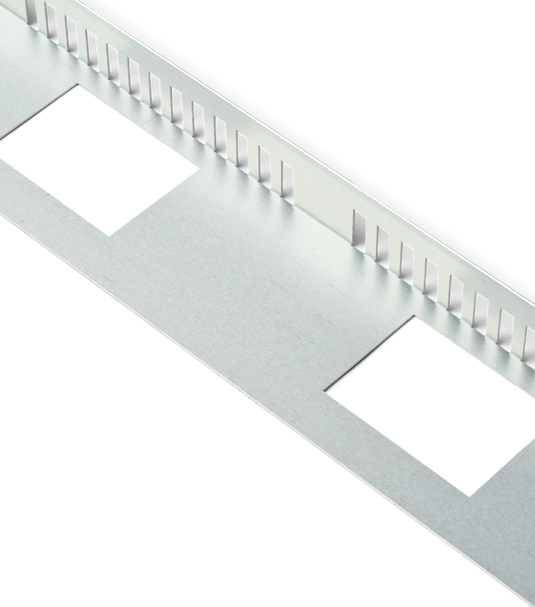 Kantskinner med drænhuller (Blank) 40 mm