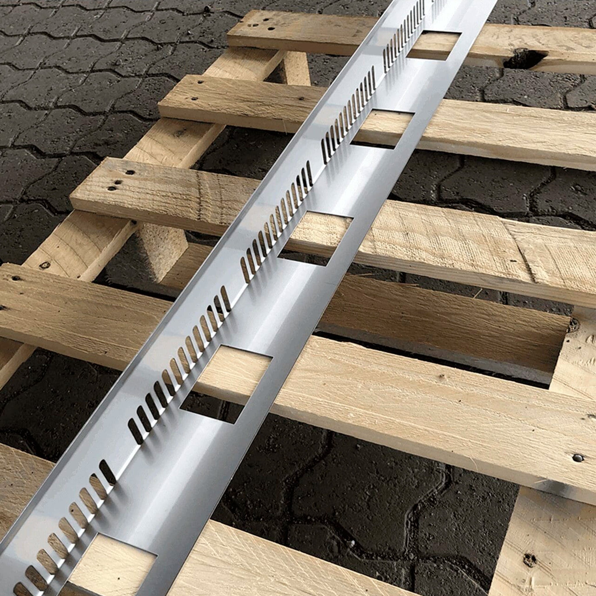 Kantskinner med drænhuller